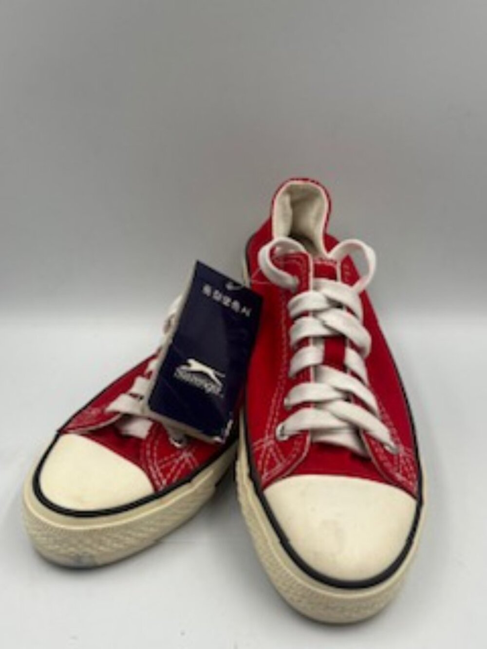 Slazenger Red Low Top Lace Up Sneakers Women’s size 7 Shoes NWT